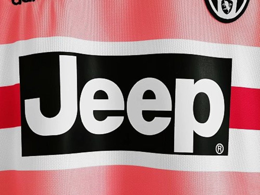 Juventus 2015-16 Away Shirt