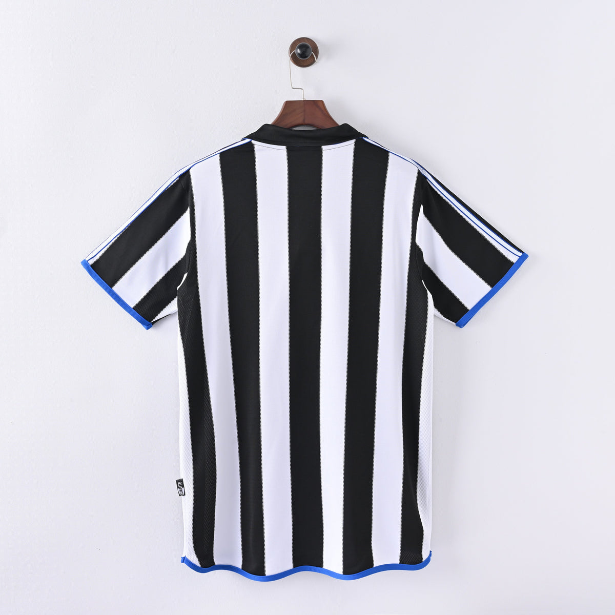 Newcastle United 1999-00 Home Shirt 