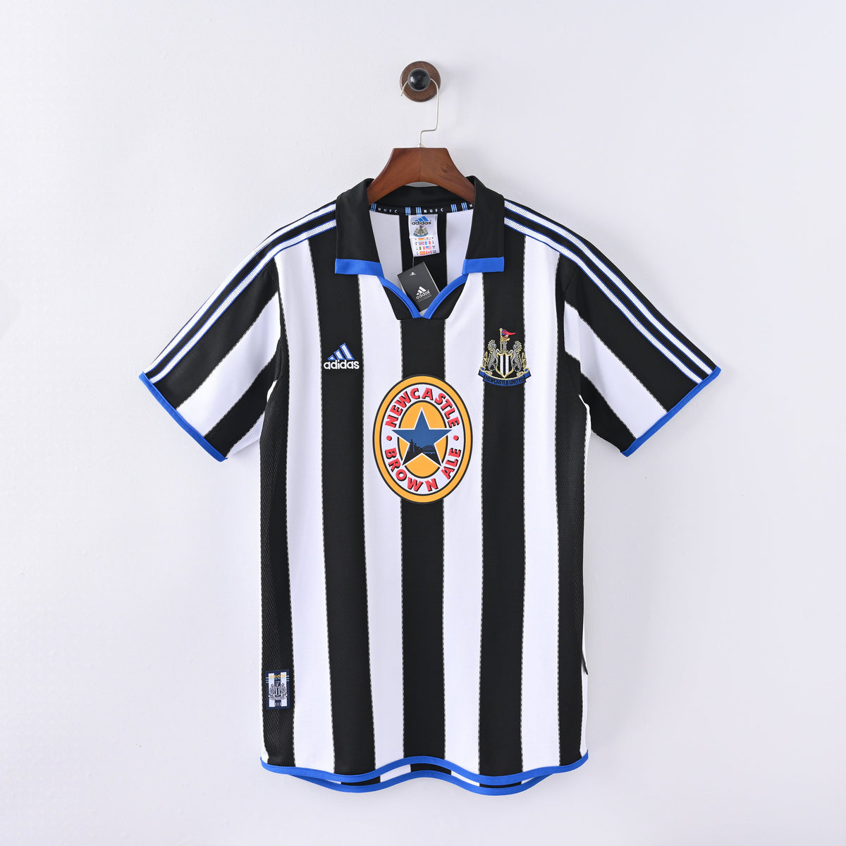 Newcastle United 1999-00 Home Shirt 