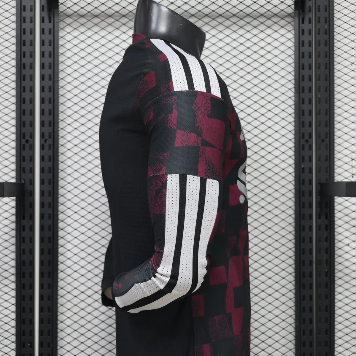 Liverpool 2026-27 Third Shirt - Long Sleeve 