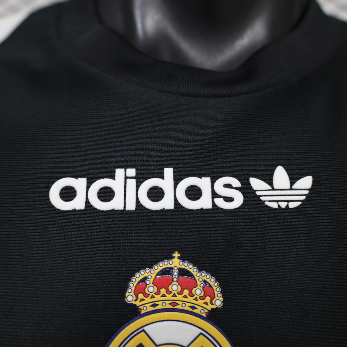 Special Edition Real Madrid 26/27 Black Retro Leisure Shirt 