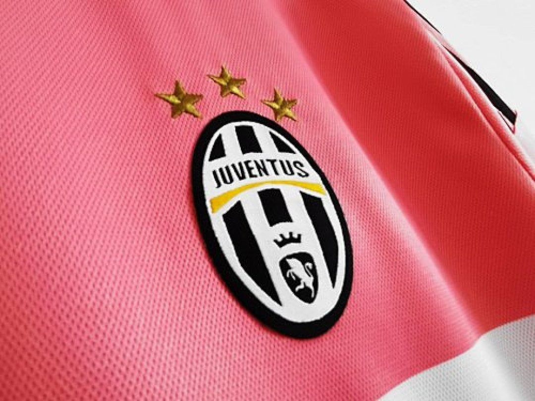 Juventus 2015-16 Away Shirt 